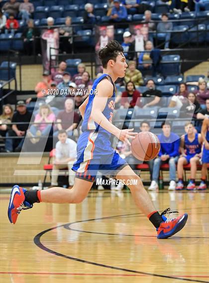 Thumbnail 3 in Slidell vs. Eula (UIL 1A Regional Semifinal) photogallery.