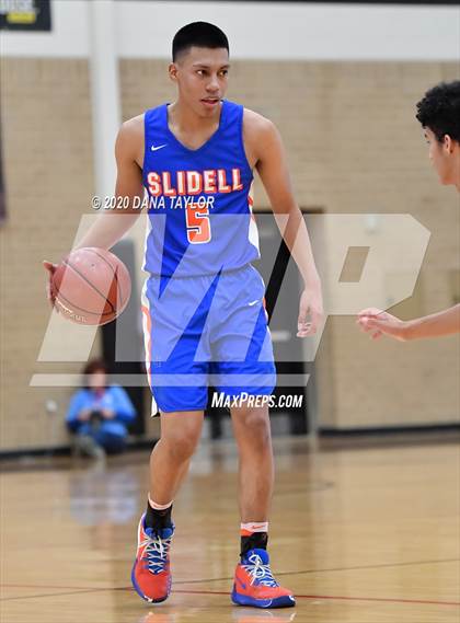 Thumbnail 3 in Slidell vs. Eula (UIL 1A Regional Semifinal) photogallery.