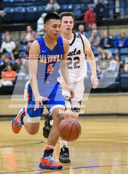 Thumbnail 1 in Slidell vs. Eula (UIL 1A Regional Semifinal) photogallery.
