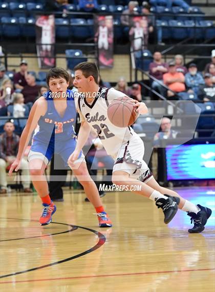 Thumbnail 2 in Slidell vs. Eula (UIL 1A Regional Semifinal) photogallery.