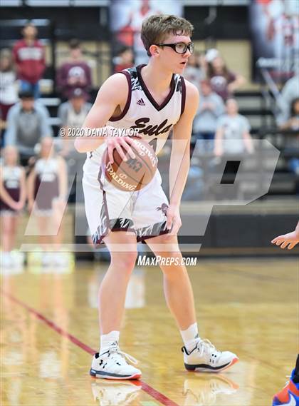 Thumbnail 3 in Slidell vs. Eula (UIL 1A Regional Semifinal) photogallery.