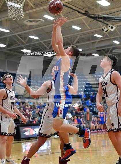 Thumbnail 3 in Slidell vs. Eula (UIL 1A Regional Semifinal) photogallery.