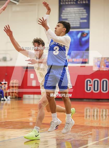 Thumbnail 2 in South San Antonio vs. Cleburne (Raising Cane's Key City Classic) photogallery.