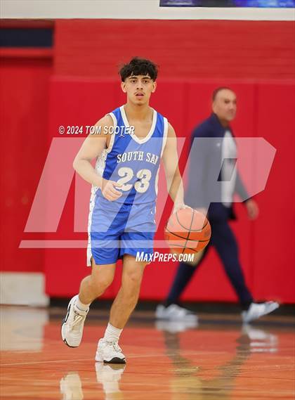 Thumbnail 1 in South San Antonio vs. Cleburne (Raising Cane's Key City Classic) photogallery.