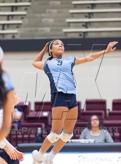 Thumbnail 1 in Reagan [Ronald] vs. Johnson [Claudia Taylor] photogallery.