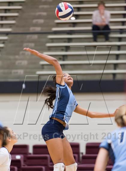 Thumbnail 2 in Reagan [Ronald] vs. Johnson [Claudia Taylor] photogallery.