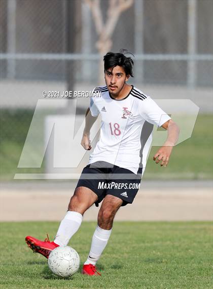 Thumbnail 1 in Independence @ Highland (CIF CS D3 Semifinal) photogallery.