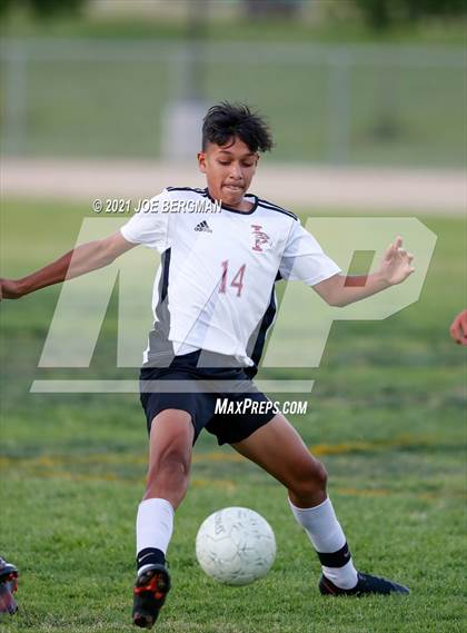 Thumbnail 2 in Independence @ Highland (CIF CS D3 Semifinal) photogallery.