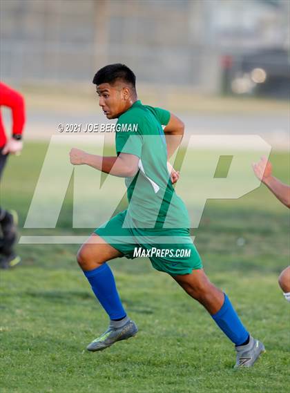Thumbnail 2 in Independence @ Highland (CIF CS D3 Semifinal) photogallery.