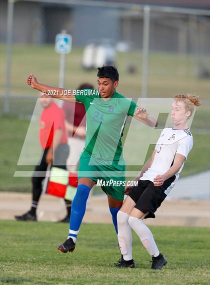 Thumbnail 3 in Independence @ Highland (CIF CS D3 Semifinal) photogallery.