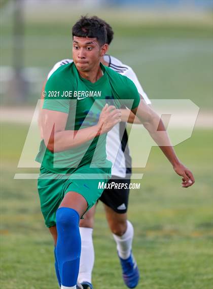 Thumbnail 1 in Independence @ Highland (CIF CS D3 Semifinal) photogallery.