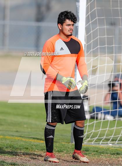 Thumbnail 1 in Independence @ Highland (CIF CS D3 Semifinal) photogallery.