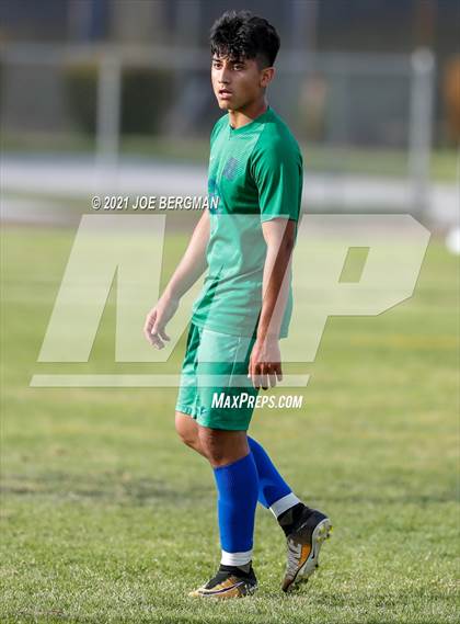 Thumbnail 2 in Independence @ Highland (CIF CS D3 Semifinal) photogallery.