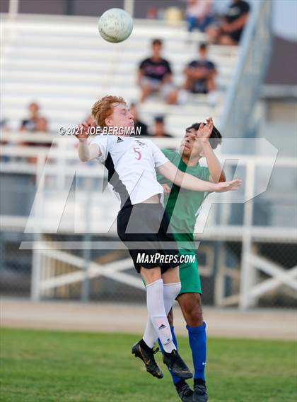 Thumbnail 3 in Independence @ Highland (CIF CS D3 Semifinal) photogallery.