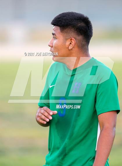 Thumbnail 1 in Independence @ Highland (CIF CS D3 Semifinal) photogallery.