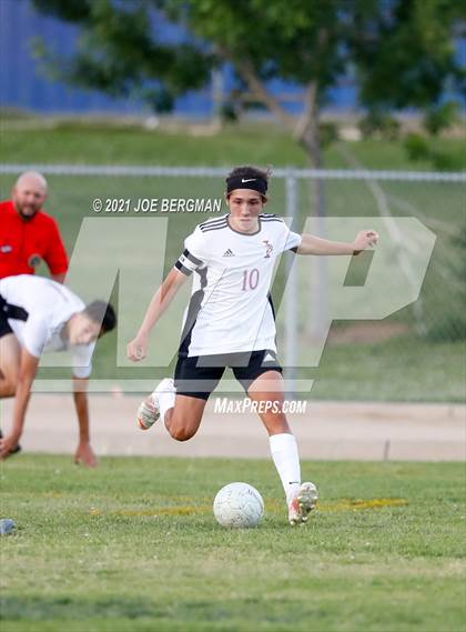 Thumbnail 3 in Independence @ Highland (CIF CS D3 Semifinal) photogallery.