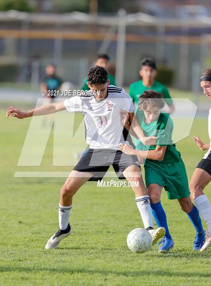 Thumbnail 1 in Independence @ Highland (CIF CS D3 Semifinal) photogallery.