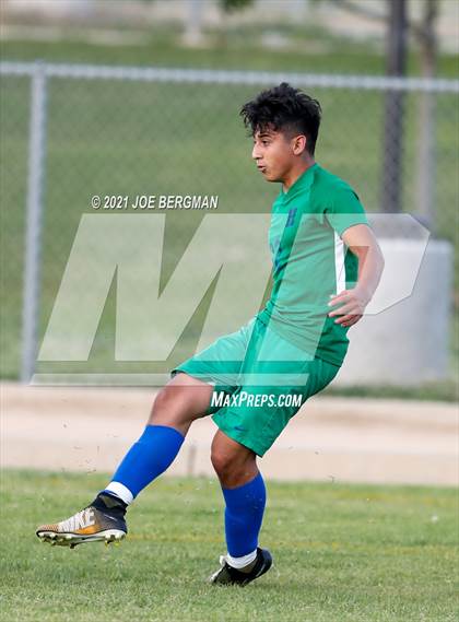 Thumbnail 2 in Independence @ Highland (CIF CS D3 Semifinal) photogallery.