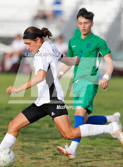 Thumbnail 2 in Independence @ Highland (CIF CS D3 Semifinal) photogallery.