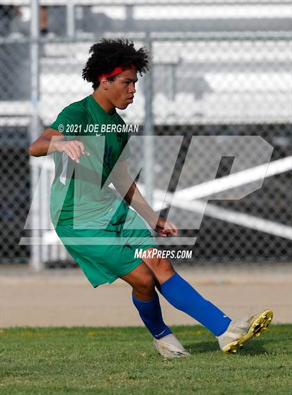 Thumbnail 3 in Independence @ Highland (CIF CS D3 Semifinal) photogallery.