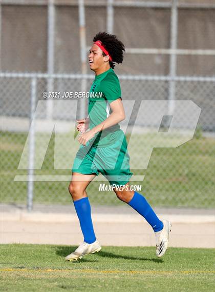 Thumbnail 3 in Independence @ Highland (CIF CS D3 Semifinal) photogallery.