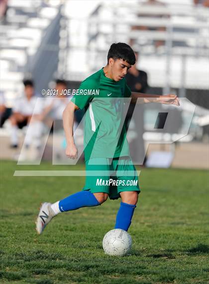 Thumbnail 2 in Independence @ Highland (CIF CS D3 Semifinal) photogallery.