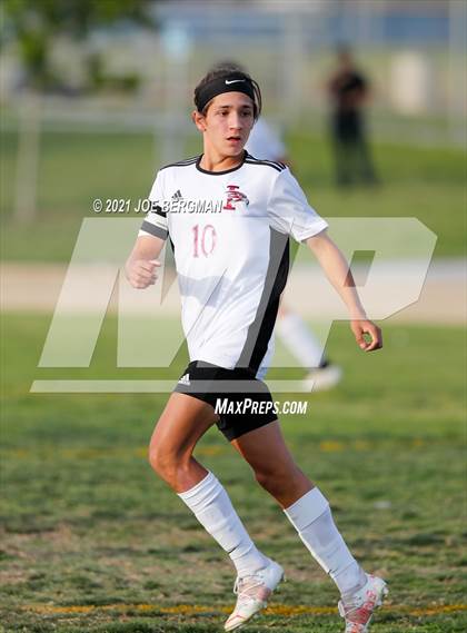 Thumbnail 1 in Independence @ Highland (CIF CS D3 Semifinal) photogallery.