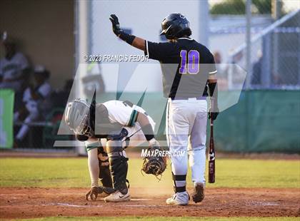 Thumbnail 3 in Lennard @ Sumner photogallery.