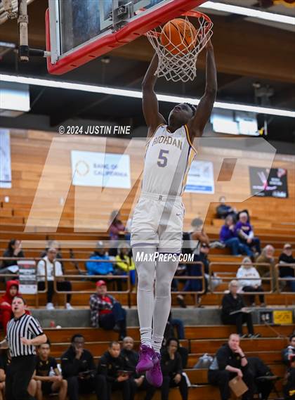 Thumbnail 2 in Archbishop Riordan vs. O'Dea (Torrey Pines Holiday Classic) photogallery.