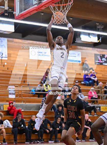 Thumbnail 1 in Archbishop Riordan vs. O'Dea (Torrey Pines Holiday Classic) photogallery.