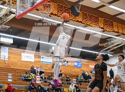 Thumbnail 1 in Archbishop Riordan vs. O'Dea (Torrey Pines Holiday Classic) photogallery.