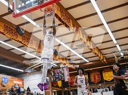 Thumbnail 2 in Archbishop Riordan vs. O'Dea (Torrey Pines Holiday Classic) photogallery.