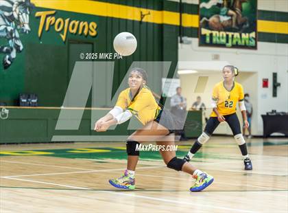Thumbnail 2 in Lumberton @ Pine Forest photogallery.