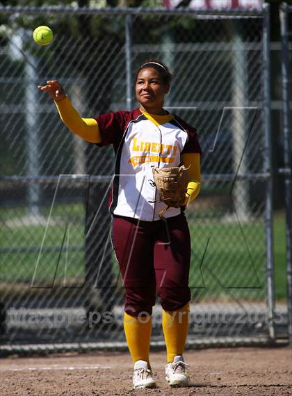 Thumbnail 1 in Clayton Valley vs Liberty (Queen of the Mountain) photogallery.