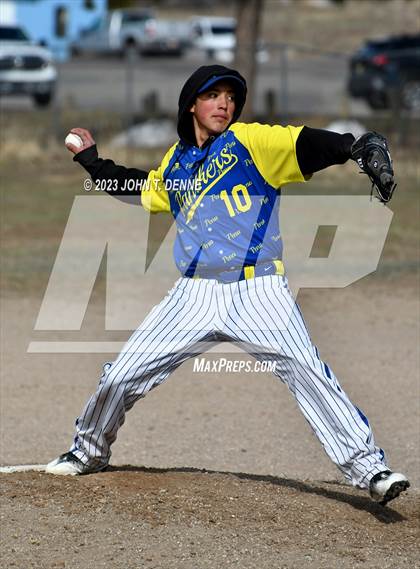 Thumbnail 1 in Cimarron @ Penasco photogallery.