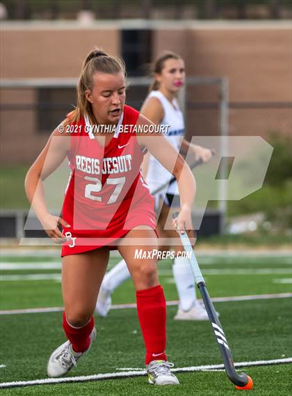 Thumbnail 2 in Regis Jesuit vs Grandview photogallery.