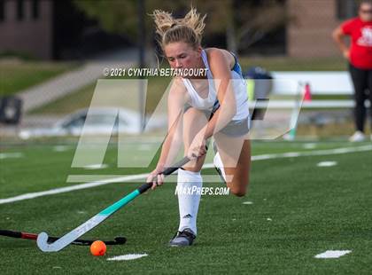 Thumbnail 2 in Regis Jesuit vs Grandview photogallery.