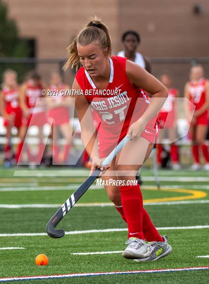 Thumbnail 3 in Regis Jesuit vs Grandview photogallery.