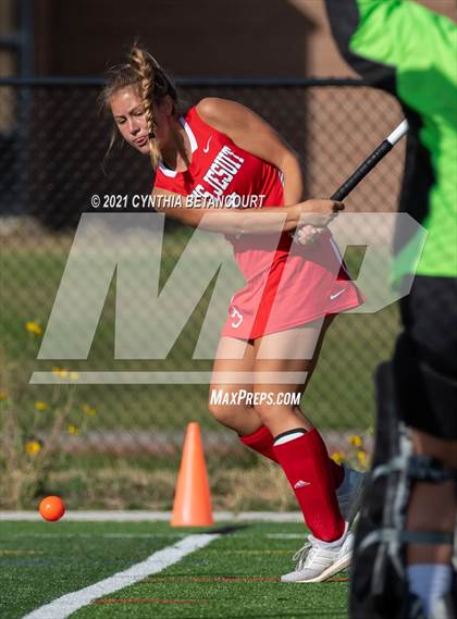 Thumbnail 1 in Regis Jesuit vs Grandview photogallery.