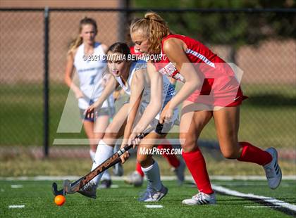 Thumbnail 2 in Regis Jesuit vs Grandview photogallery.
