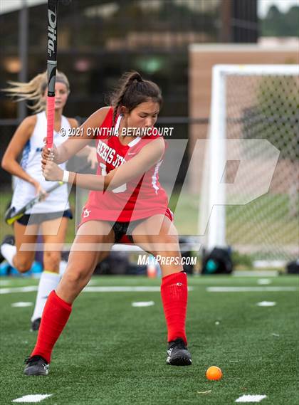 Thumbnail 3 in Regis Jesuit vs Grandview photogallery.