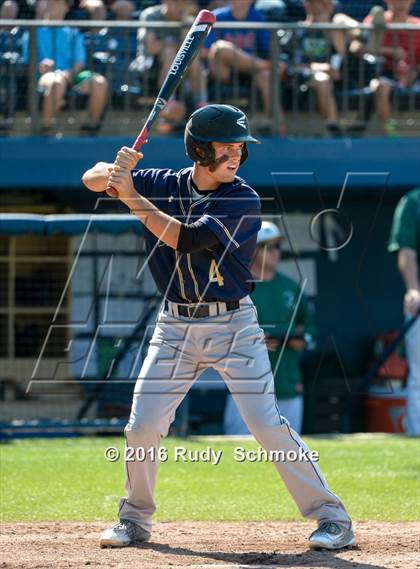 Thumbnail 1 in Coronado vs. Del Norte (CIF SDS D3 Final) photogallery.