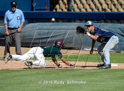 Thumbnail 2 in Coronado vs. Del Norte (CIF SDS D3 Final) photogallery.