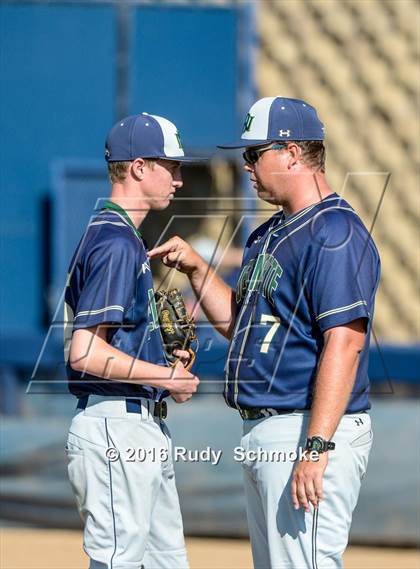 Thumbnail 2 in Coronado vs. Del Norte (CIF SDS D3 Final) photogallery.