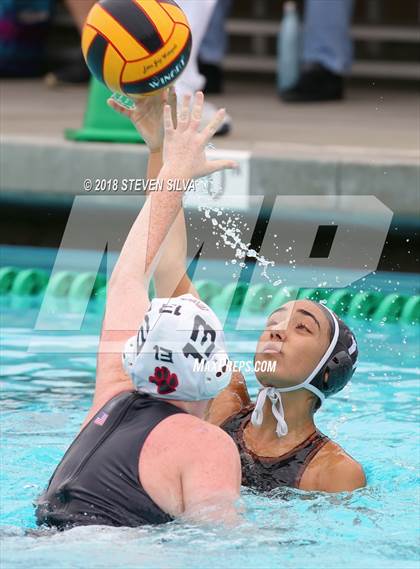 Thumbnail 2 in Huntington Beach vs. Vista (America's Finest City Tournament) photogallery.