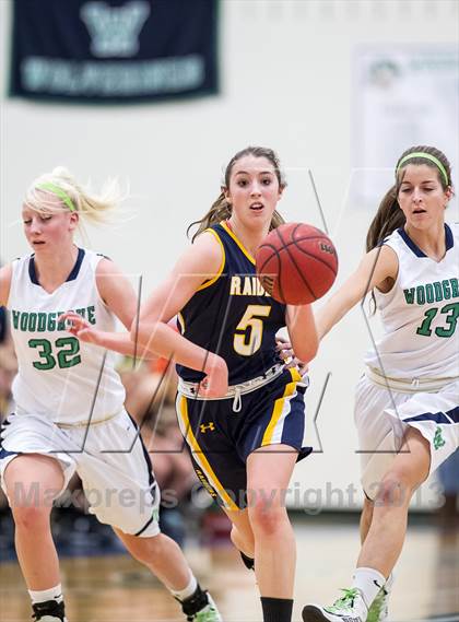 Thumbnail 3 in Woodgrove vs Loudoun County (VHSL Region II Final) photogallery.
