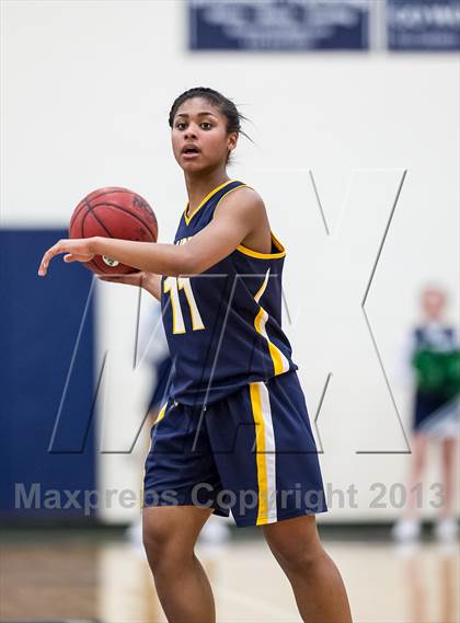 Thumbnail 1 in Woodgrove vs Loudoun County (VHSL Region II Final) photogallery.