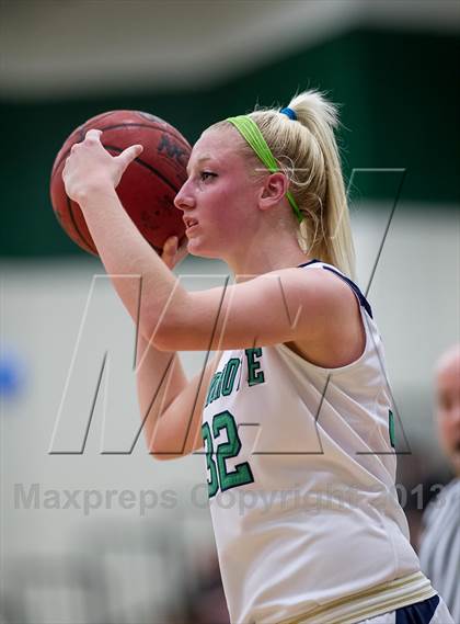 Thumbnail 3 in Woodgrove vs Loudoun County (VHSL Region II Final) photogallery.