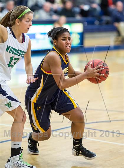 Thumbnail 3 in Woodgrove vs Loudoun County (VHSL Region II Final) photogallery.