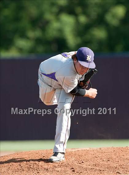 Thumbnail 2 in Richardson vs. Rowlett (5A Region2 Bidistrict) photogallery.